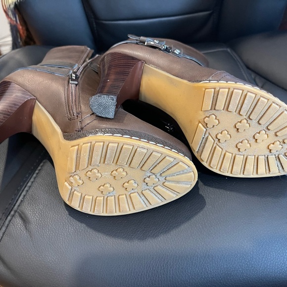 Italian heeled boots - Picture 5 of 6